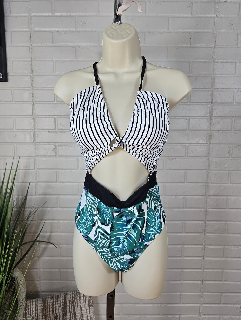 Cupshe Striped Tropical Cutout One Piece Swimsuit White, Black & Green